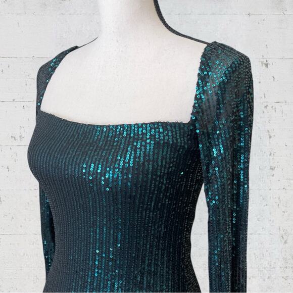 Lucy In The Sky Square Neck Dress in Green Sequins Size M HoCo Evening Party - Picture 5 of 13